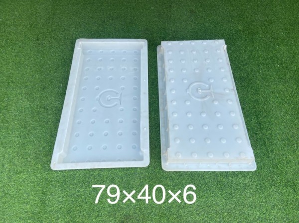 高铁护栏模具应用让高铁更安全